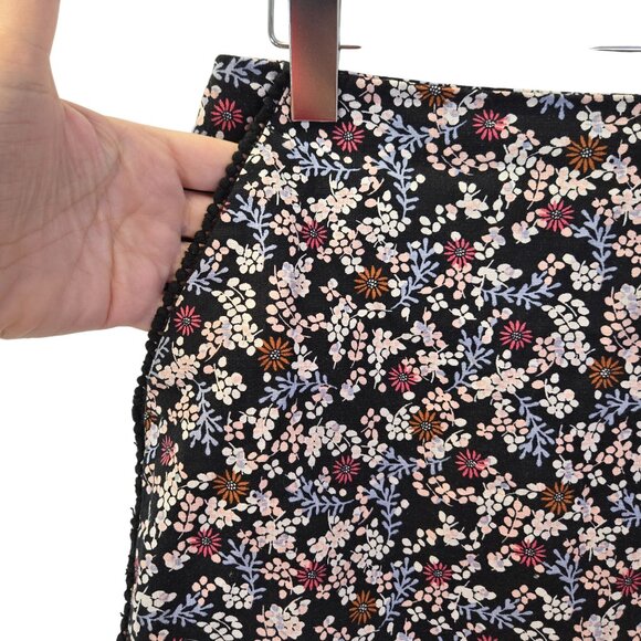 Loft Floral Print Mini Pencil Skirt Size 2 - Picture 4 of 6
